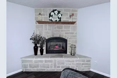 200 Evergreen Drive, Bellefontaine, OH 43311 - Photo 14
