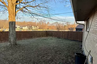 1033 Westmont Cir, Springfield, OH 45503 - Photo 28