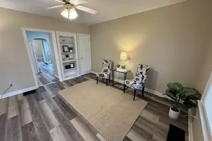 716 W Fairview Ave, Dayton, OH 45406 - Photo 2