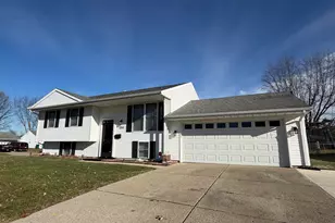 2948 Hyannis Dr, Springfield, OH 45503 - Photo 2
