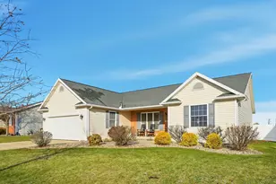 32 Kyle Dr, Wapakoneta, OH 45895 - Photo 2