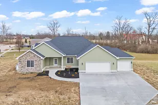 9907 Barnum Rd, Piqua, OH 45356 - Photo 4