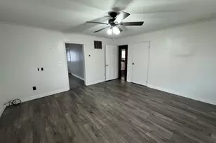 545 W Wayne St, Celina, OH 45822 - Photo 10