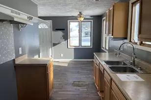 725 W Williams Ave, Bellefontaine, OH 43311 - Photo 8