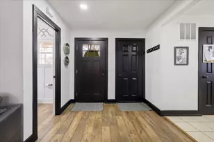 867 Gearhardt Ln, Troy, OH 45373 - Photo 6