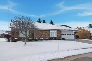 3031 Bradford Dr, Springfield, OH 45503 - Photo 2