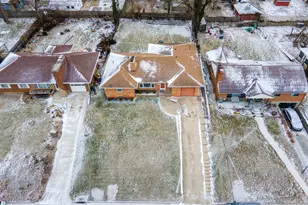 3220 Zephyr Dr, Dayton, OH 45414 - Photo 10