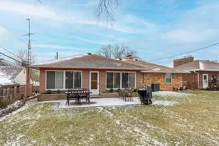 3220 Zephyr Dr, Dayton, OH 45414 - Photo 4