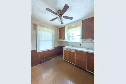 820 W 1st Street, Springfield, OH 45504 - Photo 16