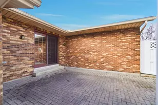 918 Carnation Dr, Wapakoneta, OH 45895 - Photo 18