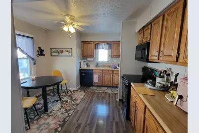 3891 New Carlisle Pike, Springfield, OH 45504 - Photo 4