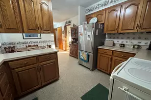 308 Dogwood Dr, Celina, OH 45822 - Photo 8