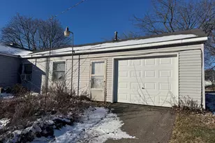 372 Ridge Rd, Springfield, OH 45503 - Photo 6