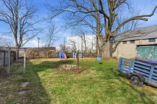 2210 Larch St, Springfield, OH 45503 - Photo 6