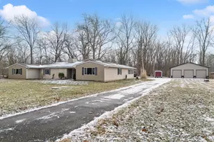 3183 Lower Valley Pike, Springfield, OH 45506 - Photo 2