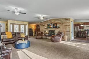 3183 Lower Valley Pike, Springfield, OH 45506 - Photo 20