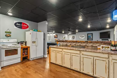 3183 Lower Valley Pike, Springfield, OH 45506 - Photo 58