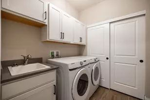 1505 Kingsgate Rd, Springfield, OH 45502 - Photo 16