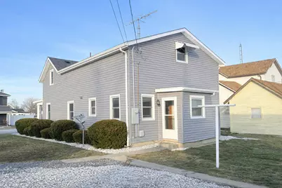 205 E College Street, Jackson Center, OH 45334 - Photo 2