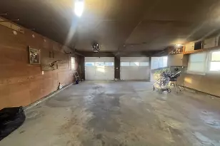 205 E College St, Jackson Center, OH 45334 - Photo 16