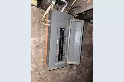 413 E Sandusky Avenue, Bellefontaine, OH 43311 - Photo 2