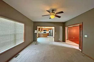 541 Northpoint Ct, Troy, OH 45373 - Photo 6