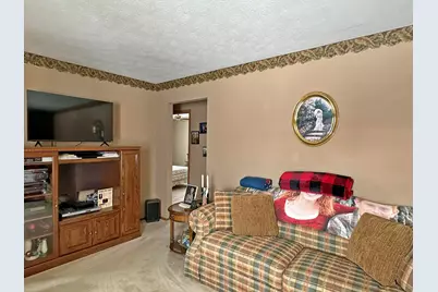 1136 Foxboro Road, Springfield, OH 45503 - Photo 6