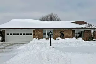 1136 Foxboro Rd, Springfield, OH 45503 - Photo 1