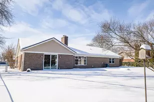 1117 Scenic Ct, Troy, OH 45373 - Photo 6