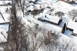 1117 Scenic Ct, Troy, OH 45373 - Photo 8