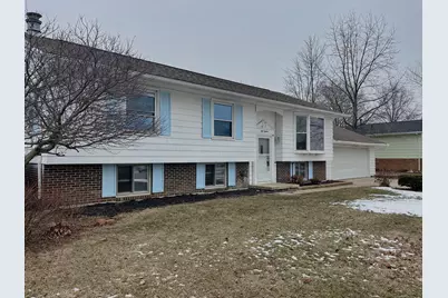 818 Aster Drive, Wapakoneta, OH 45895 - Photo 4