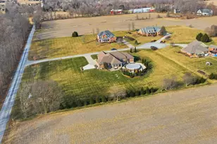 9030 Getter Ln, Brookville, OH 45309 - Photo 4