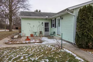 505 Van Buren St, Wapakoneta, OH 45895 - Photo 32