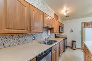 208 Shaw Rd, Englewood, OH 45322 - Photo 8