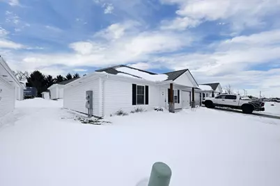 1641 Wright Street #9, Bellefontaine, OH 43311 - Photo 2