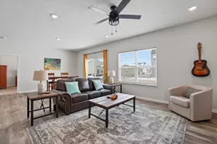 5166 Windbrooke Dr, Tipp City, OH 45371 - Photo 10