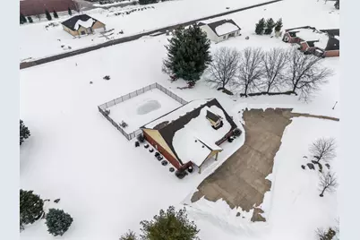 1426 Paul Revere Way #B, Troy, OH 45373 - Photo 8