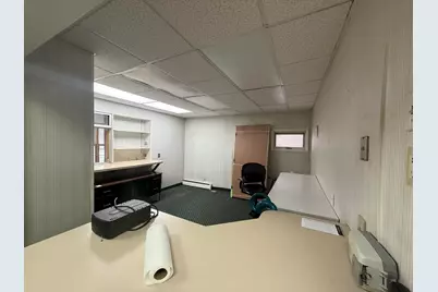 130 N Detroit Street, Bellefontaine, OH 43311 - Photo 6