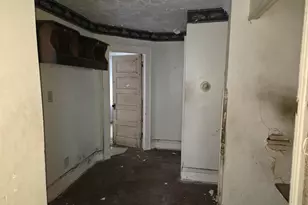 727 W High St, Springfield, OH 45506 - Photo 14