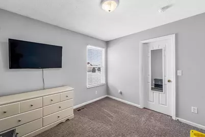 161 Chestnut Estates Drive, Commercial Point, OH 43116 - Photo 36