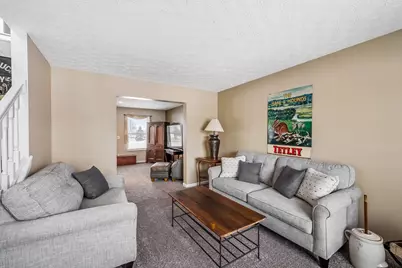 161 Chestnut Estates Drive, Commercial Point, OH 43116 - Photo 12