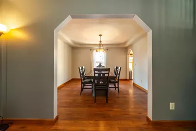 825 Chaucer Lane, Tipp City, OH 45371 - Photo 10