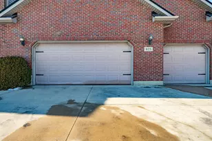 825 Chaucer Ln, Tipp City, OH 45371 - Photo 56