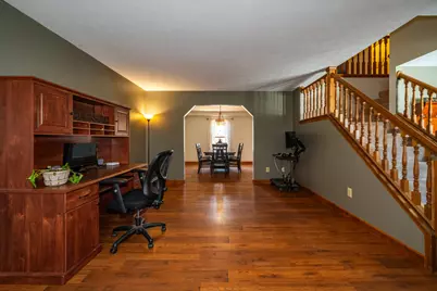825 Chaucer Lane, Tipp City, OH 45371 - Photo 8
