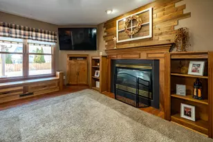 825 Chaucer Ln, Tipp City, OH 45371 - Photo 24