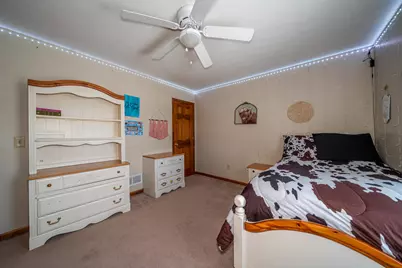 825 Chaucer Lane, Tipp City, OH 45371 - Photo 44