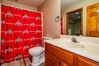 825 Chaucer Lane, Tipp City, OH 45371 - Photo 50