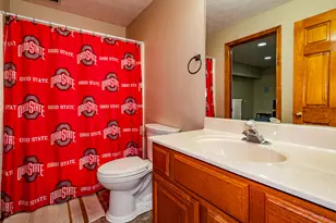 825 Chaucer Ln, Tipp City, OH 45371 - Photo 50