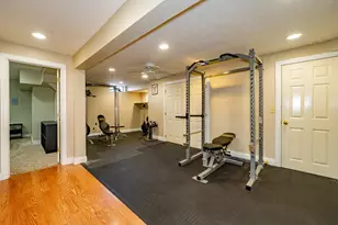 825 Chaucer Ln, Tipp City, OH 45371 - Photo 48