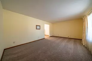 7106 Cranlyn Dr, Englewood, OH 45322 - Photo 6